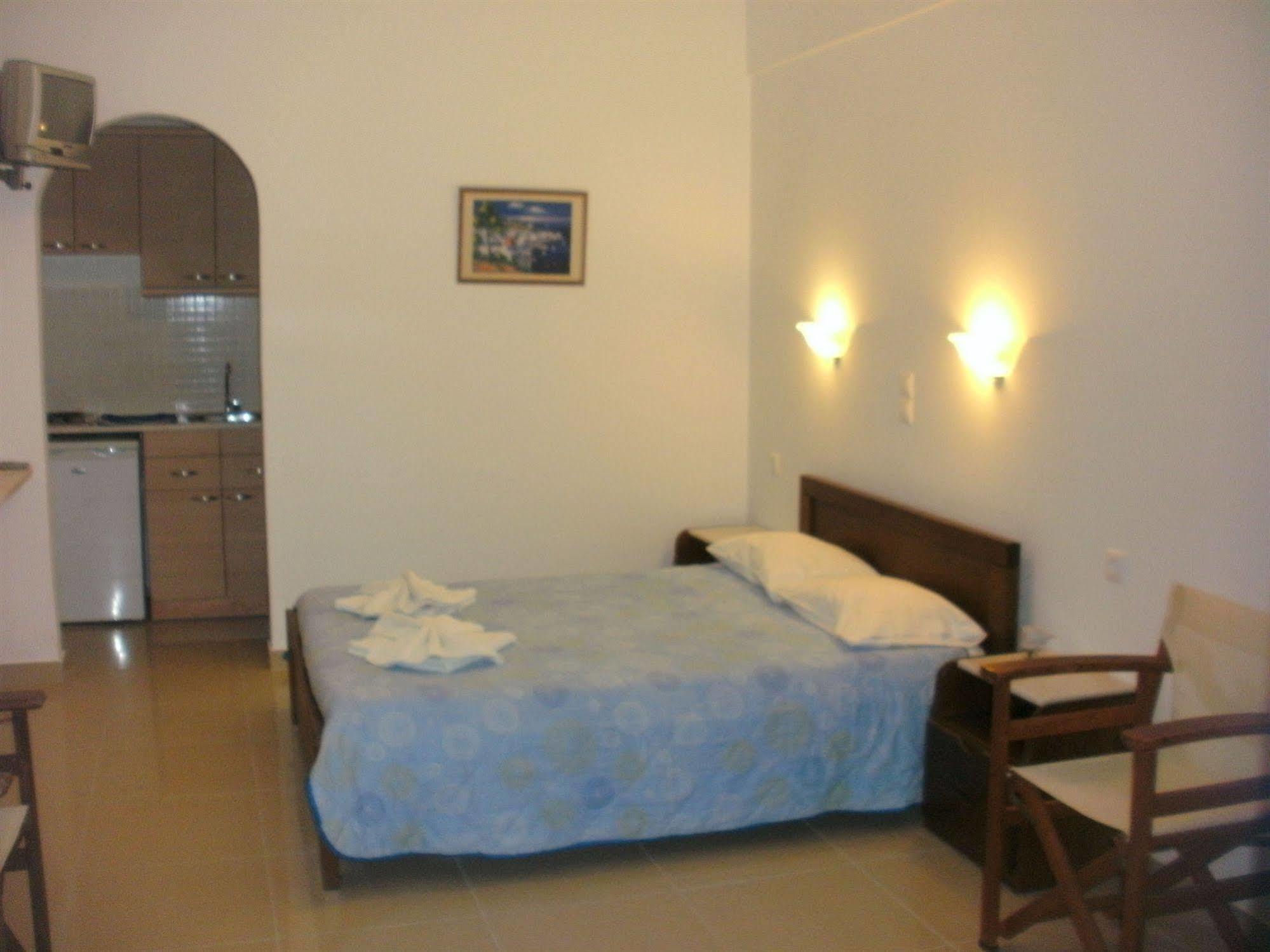 Dina Naxos Studios Agios Prokopios  Buitenkant foto